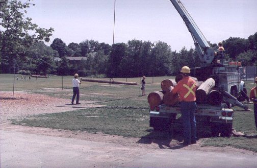 under construction picture: booming in the poles